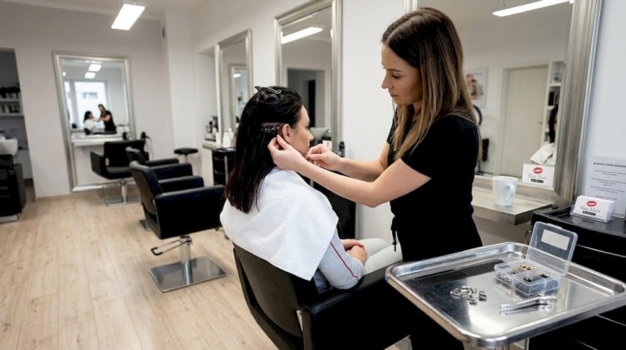 Największe plusy włosów na ringi — naturalny efekt